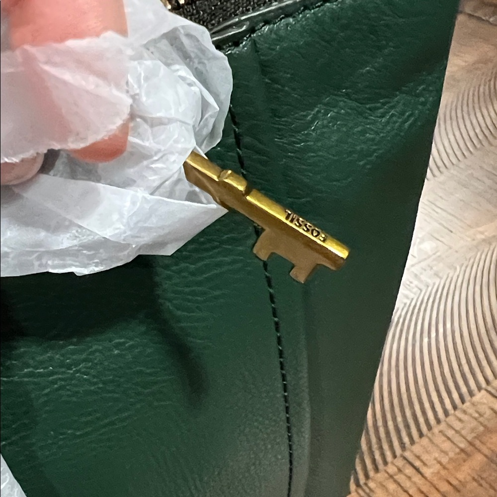Fossil Dark Green Leather Tote - Picture 6 of 7